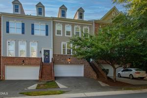 featured image of 3645 Edgemont Dr