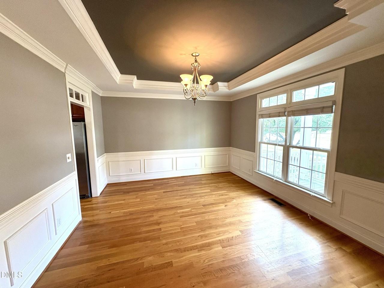 1315 Center St - Photo 6 of 23