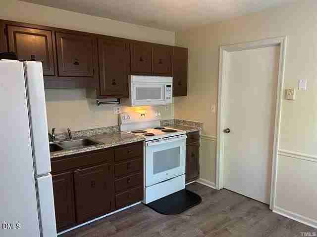 2301 Keith Dr - Photo 2 of 9