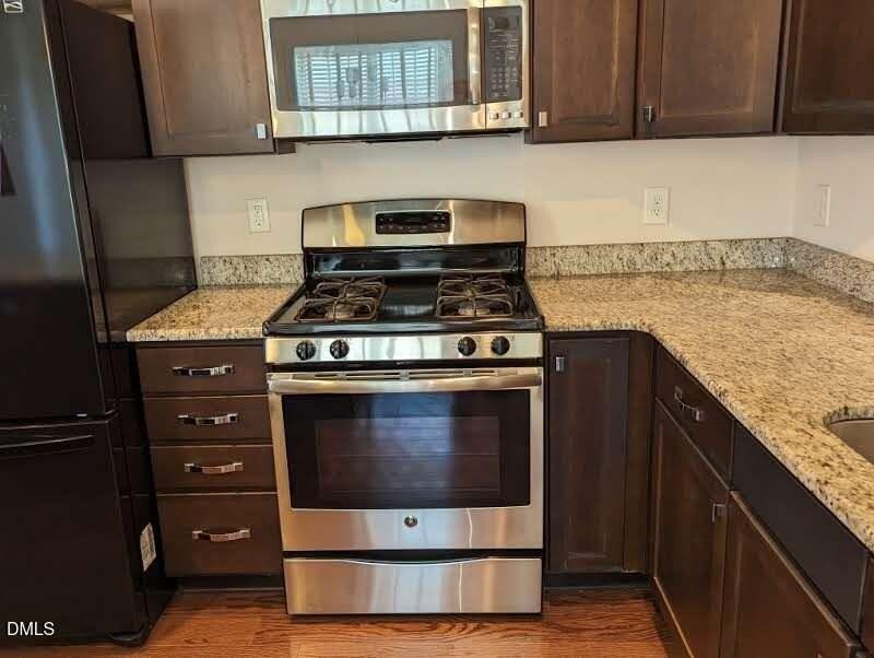 375 Avett Dr - Photo 7 of 20