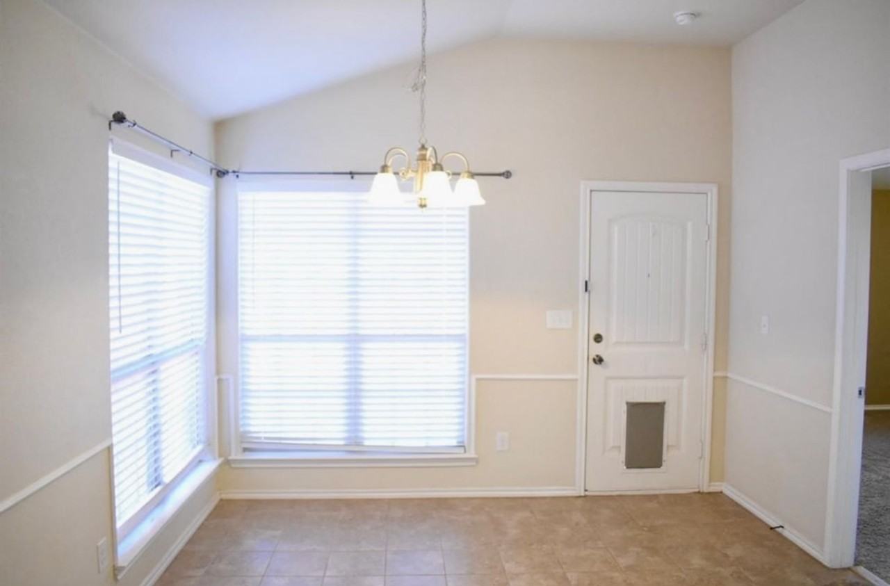 5514 109th St - Photo 5 of 13