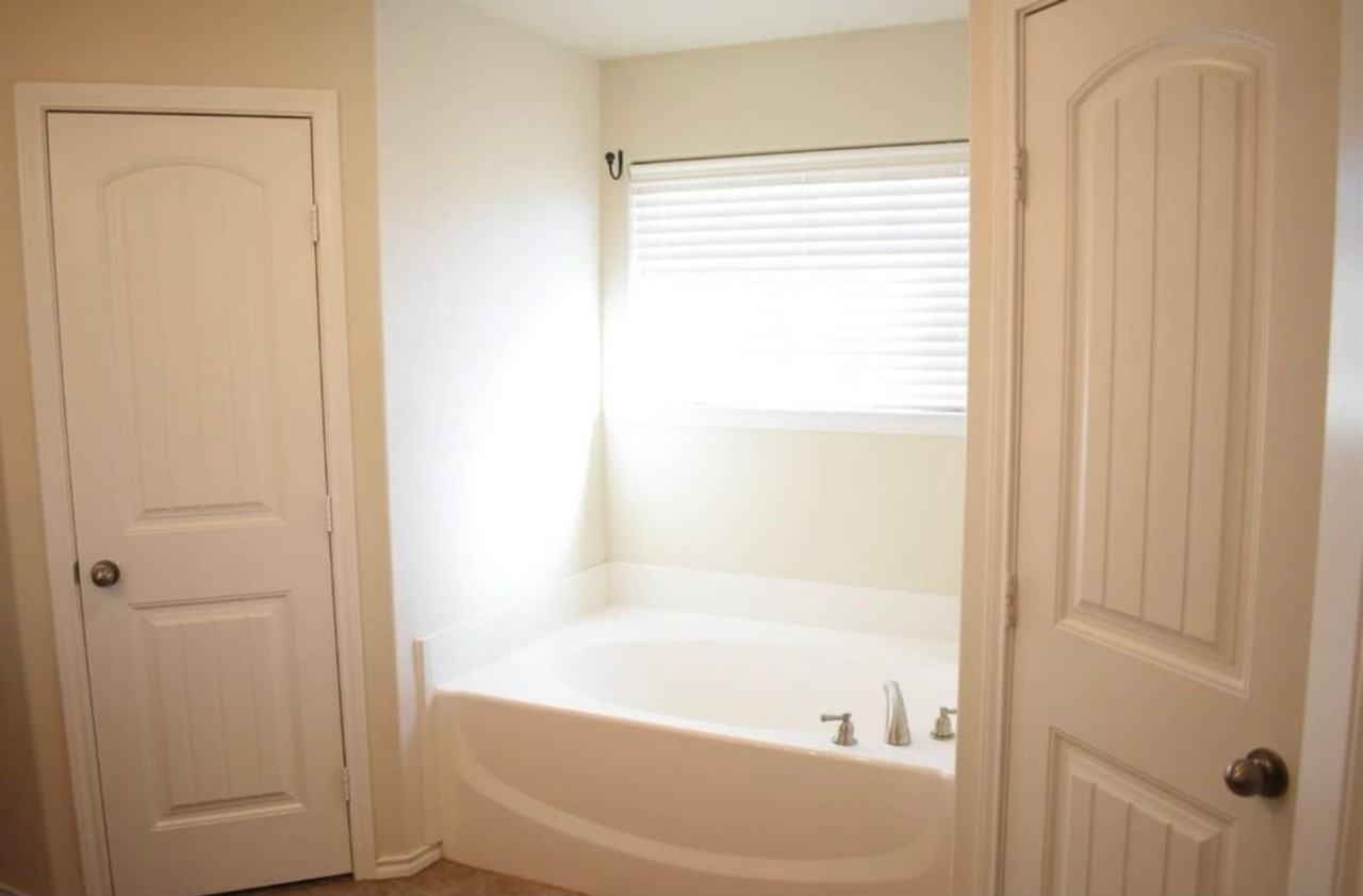 5514 109th St - Photo 7 of 13