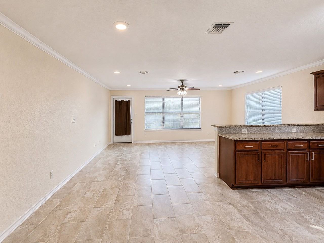 11427 Creek Eagle - Photo 6 of 22