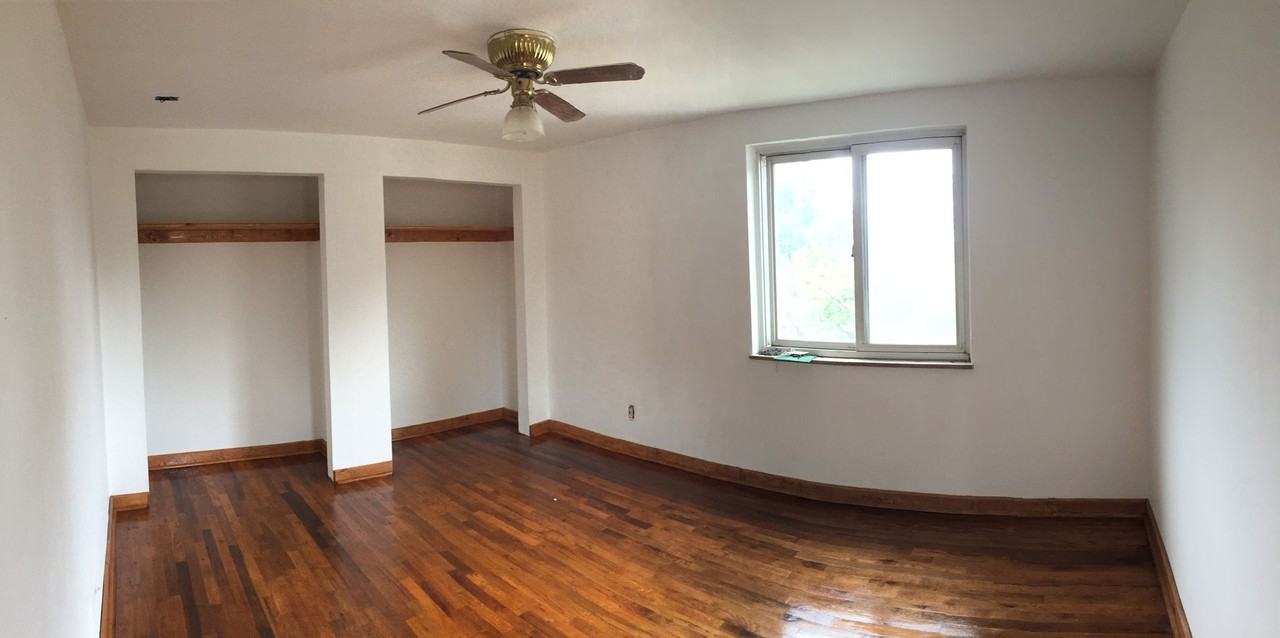 1128 Woodbine St - Photo 4 of 6