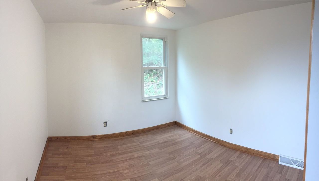 1128 Woodbine St - Photo 5 of 6