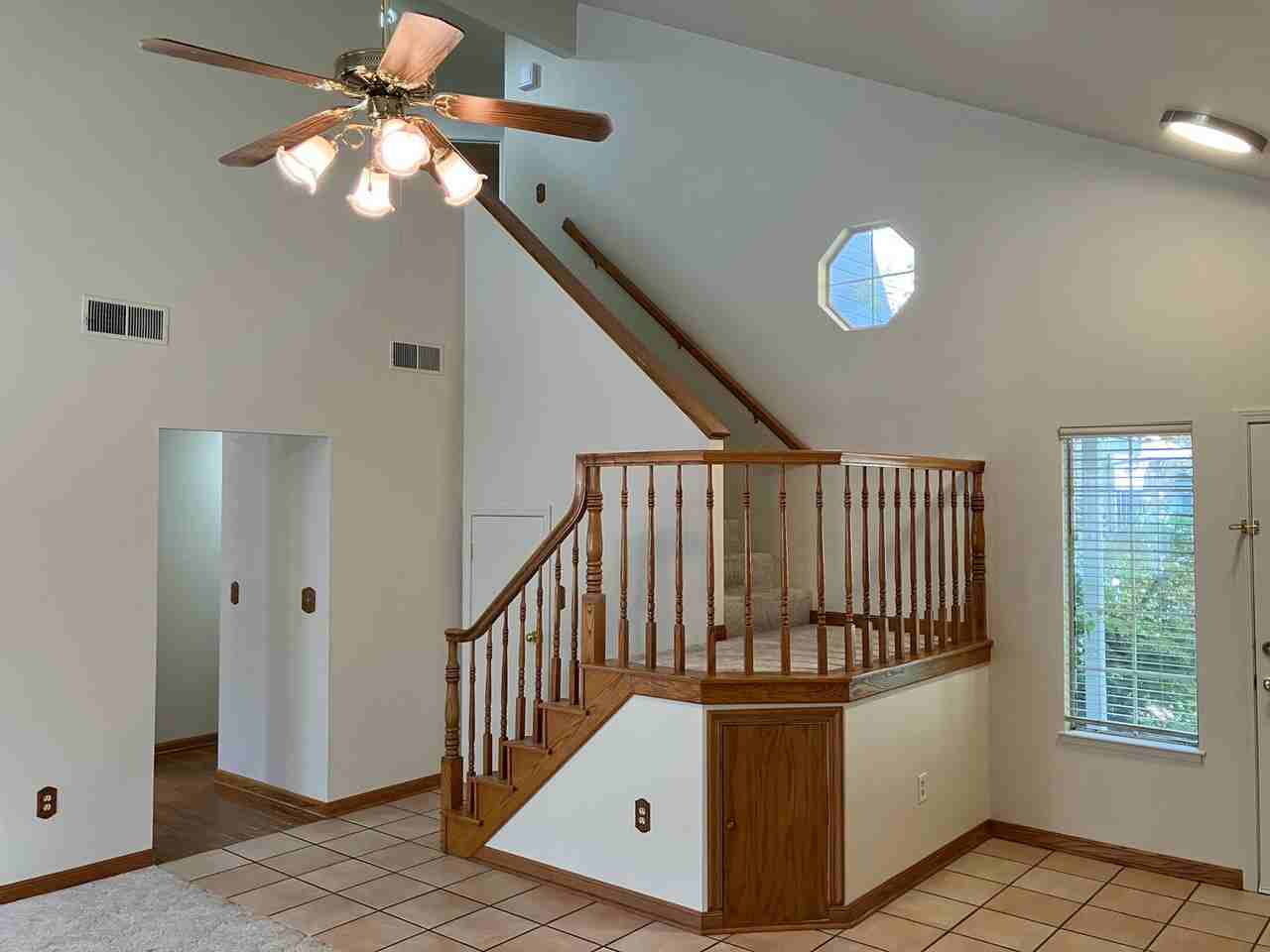 1725 Branchwood Cir - Photo 4 of 24