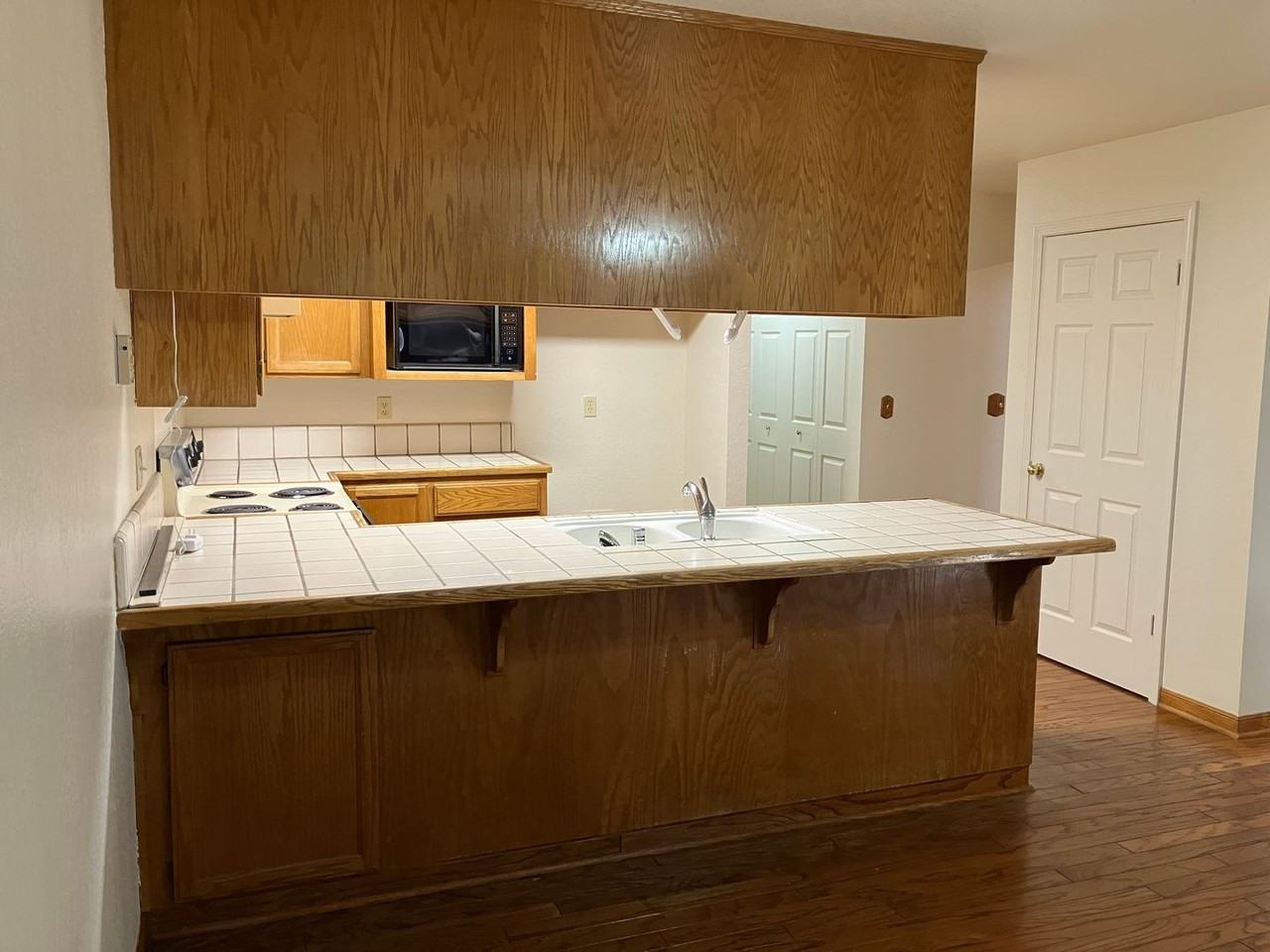 1725 Branchwood Cir - Photo 7 of 24