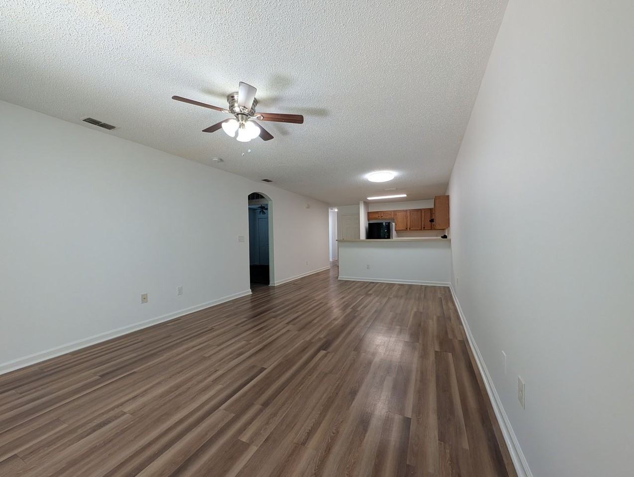 124 Plantation Point Dr - Photo 5 of 15