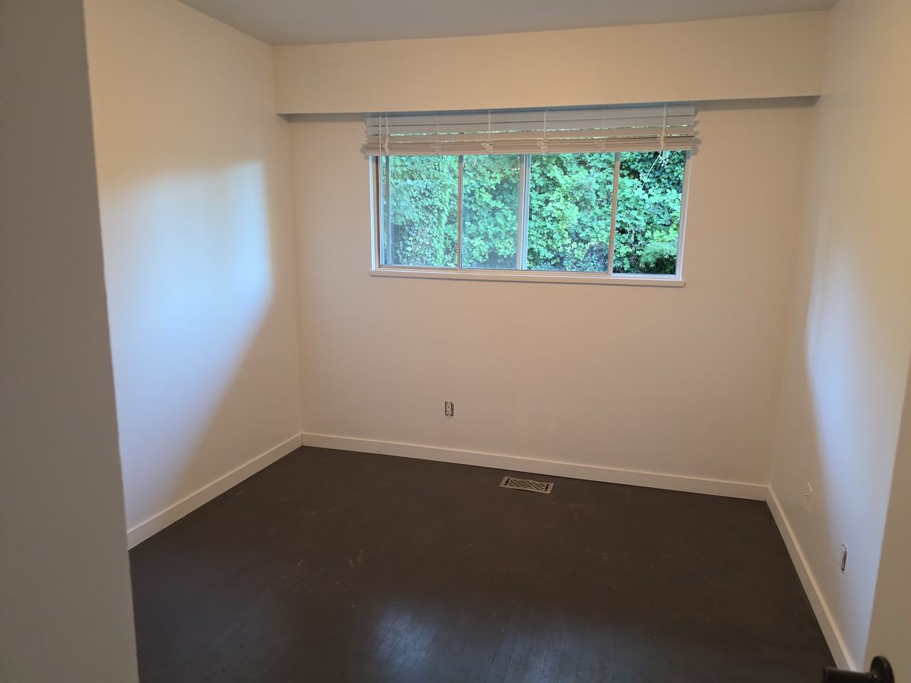 903 4th Street East - Photo 2 of 8