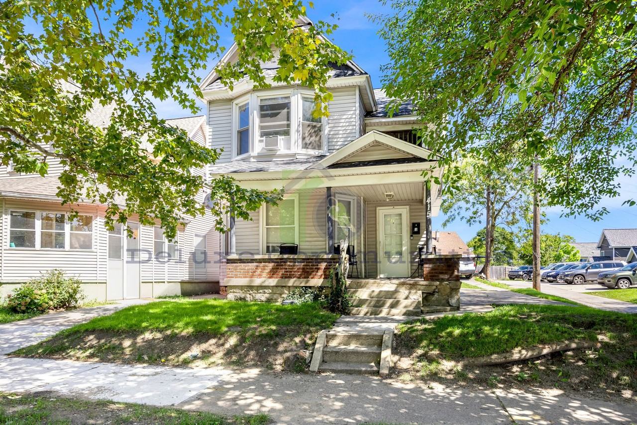 415 Graham St SW - Photo 2 of 11