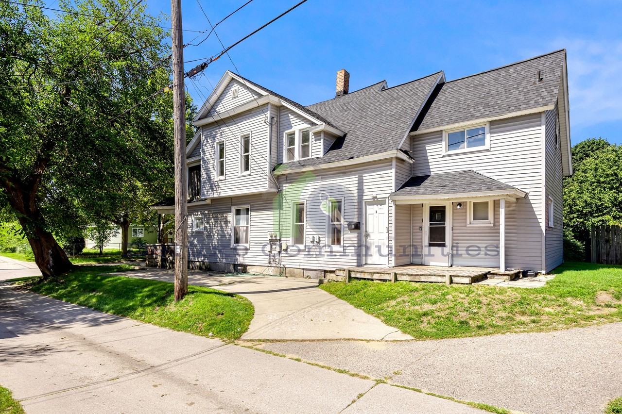 415 Graham St SW - Photo 5 of 11
