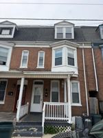 featured image of 722 Manor St