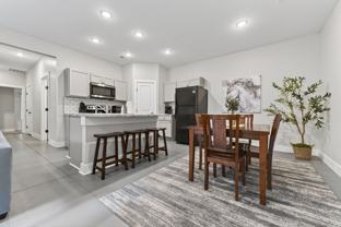 2934 W Murdock - Photo 1 of 1
