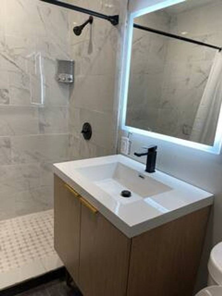 1608 Atlantic Ave - Photo 7 of 10