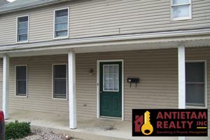 featured image of 25 E Main St