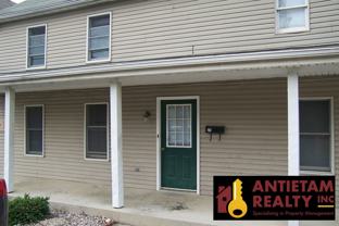 25 E Main St - Photo 1 of 1