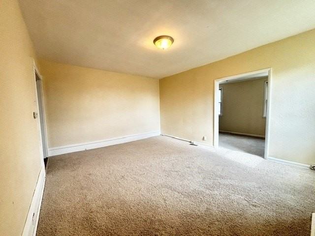 512 Sewickley Ave #2 - Photo 7 of 13