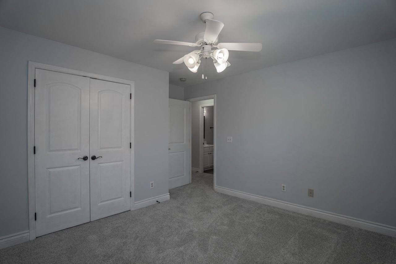 1011 Gamble Rd - Photo 7 of 36