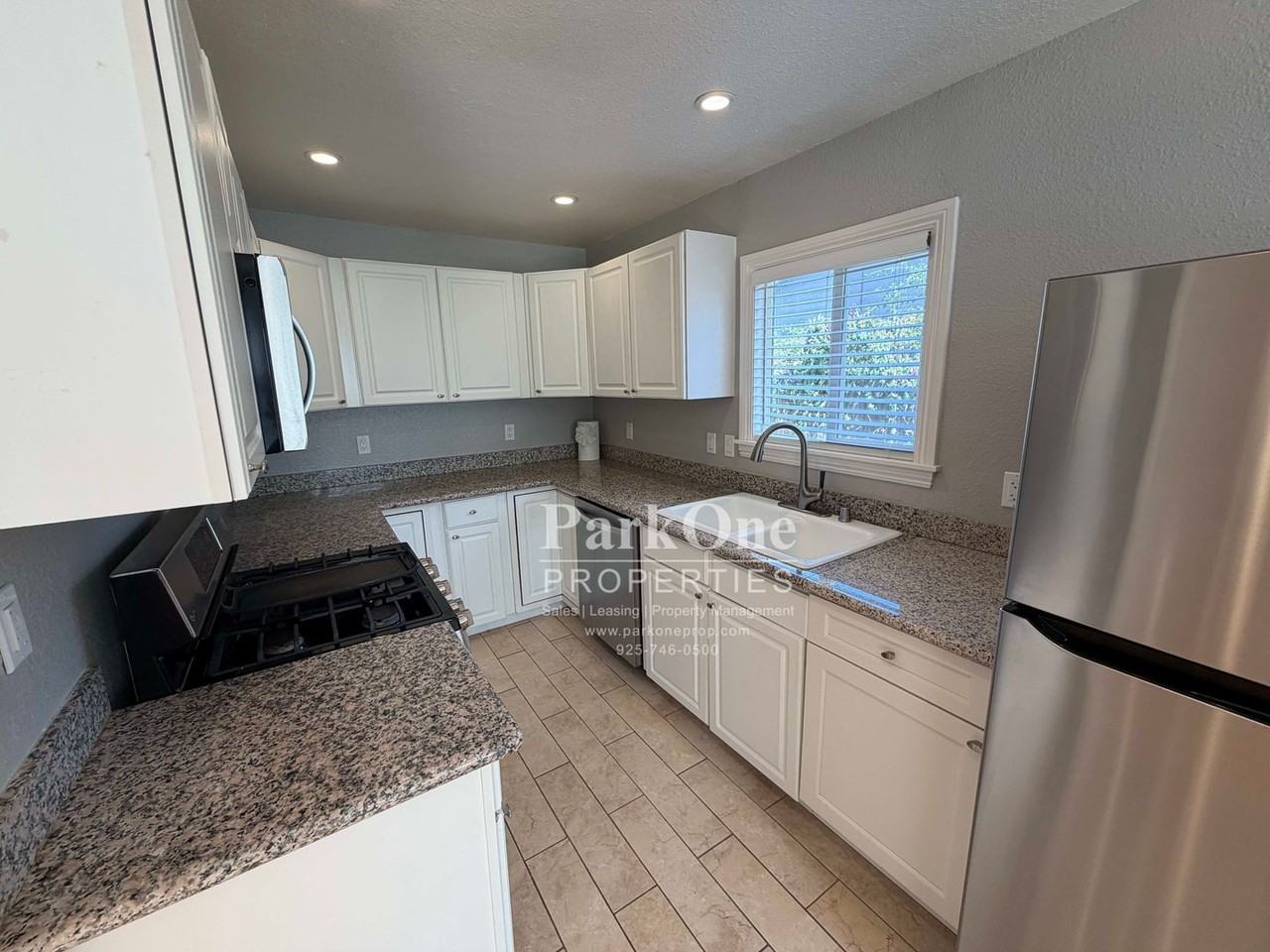 5098 Black Oak Rd - Photo 4 of 27