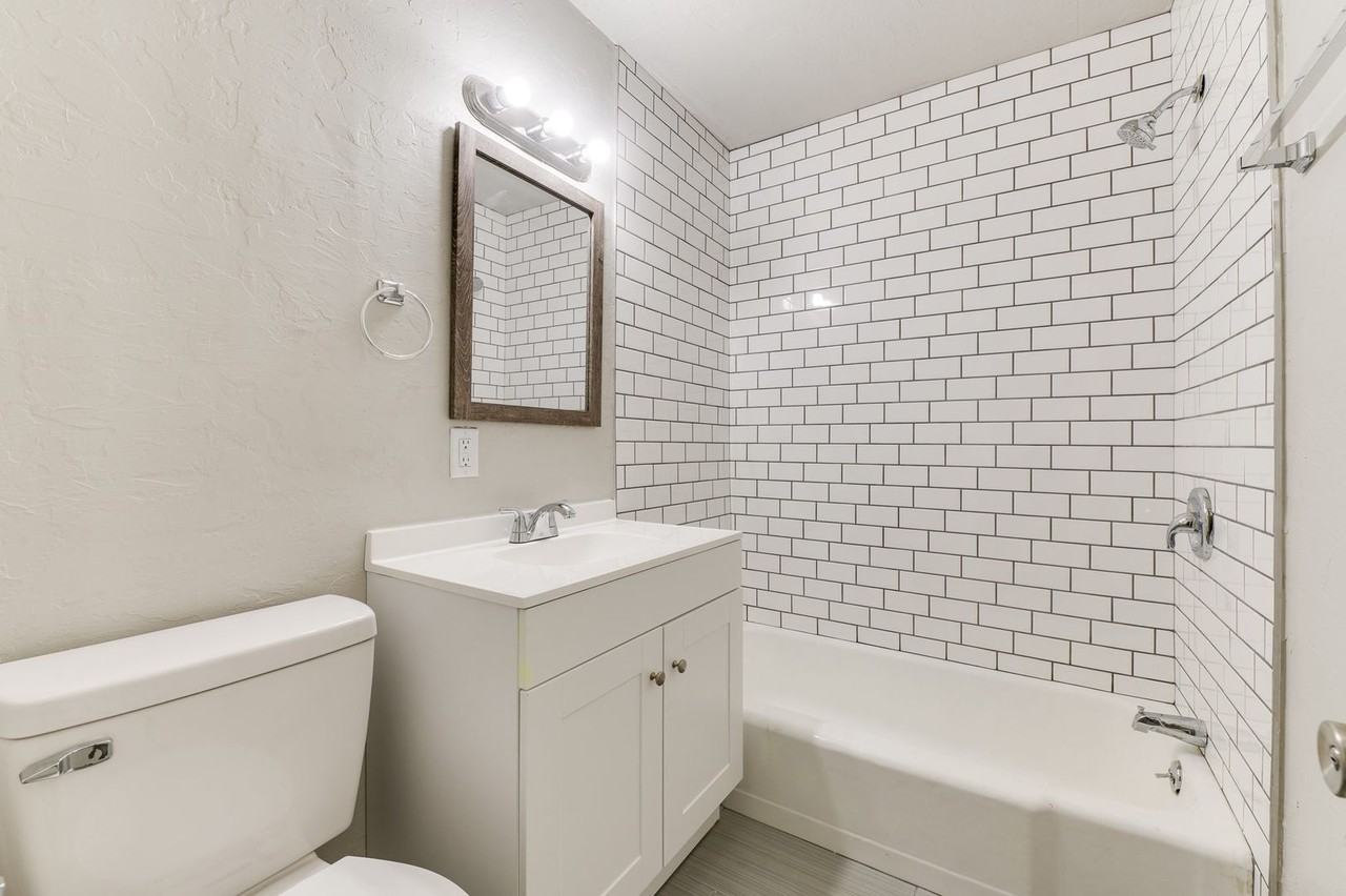2029 Nw 32nd Ter - Photo 4 of 32