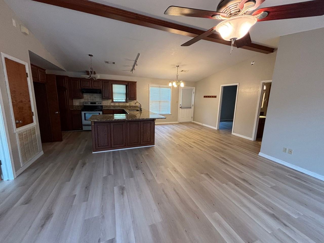 246 Jericho Ln - Photo 2 of 13