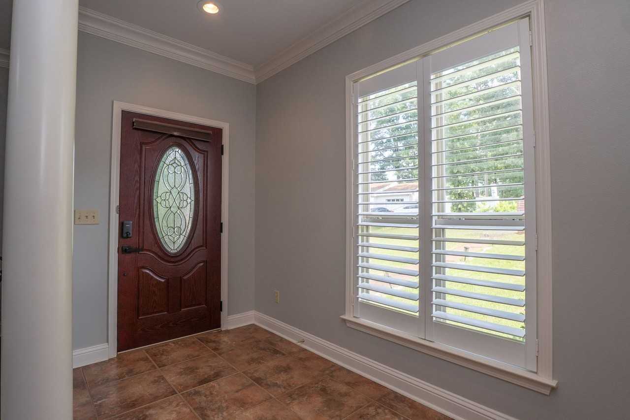 12907 Arthur Ln - Photo 6 of 43
