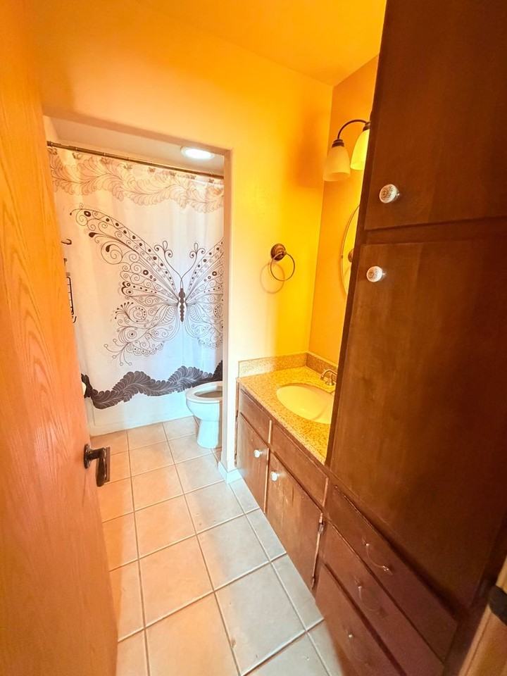 433 Beaverhead Ct - Photo 5 of 15