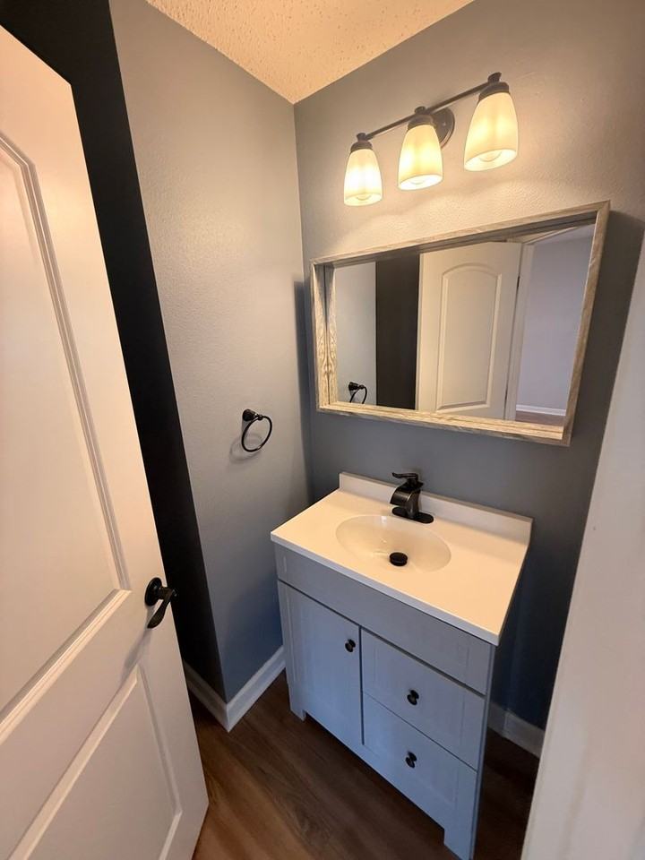 10665 Brooks St - Photo 2 of 25