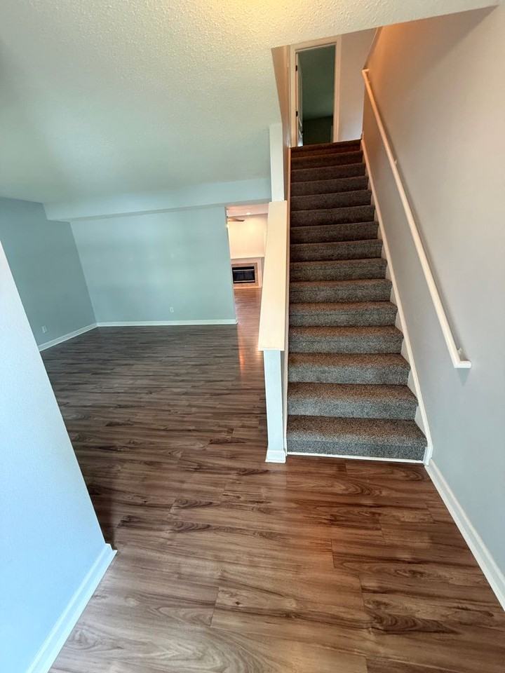 10665 Brooks St - Photo 3 of 25