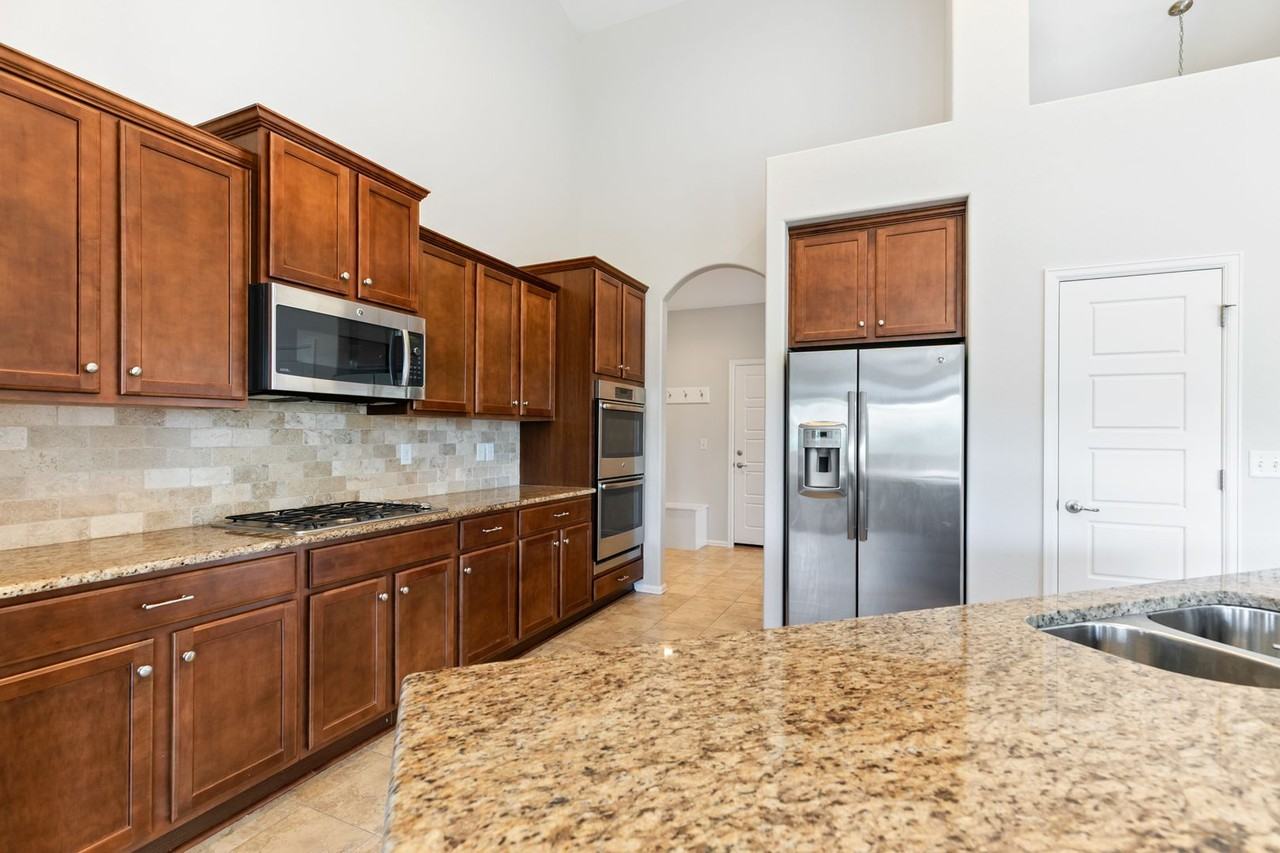 155 Tidewater Dr - Photo 2 of 25
