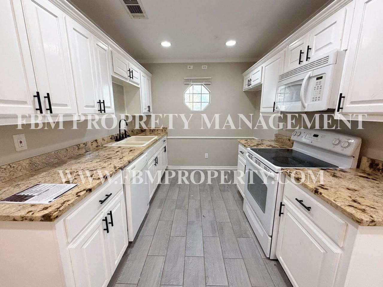 121 N 24th St #1 - Photo 6 of 16