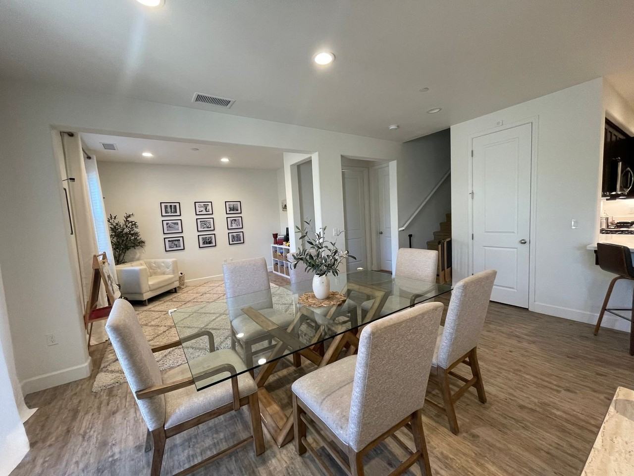 203 Deming Way - Photo 2 of 9