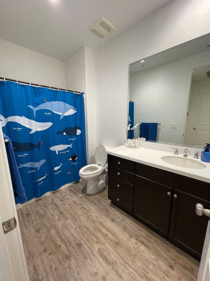 203 Deming Way - Photo 4 of 9