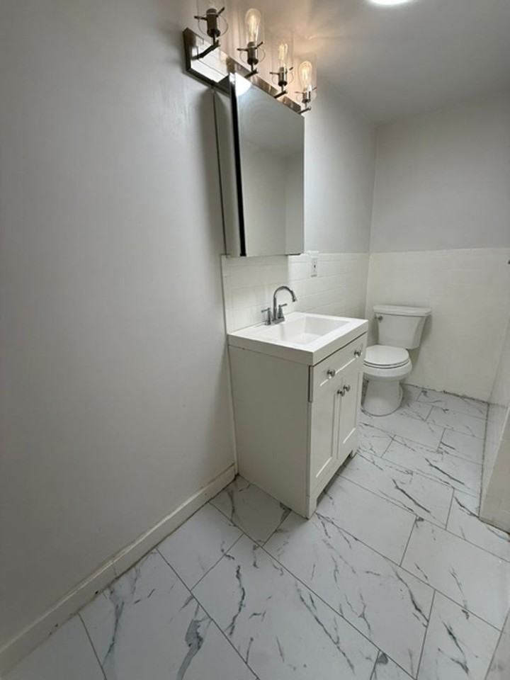 124 Felton St - Photo 2 of 7