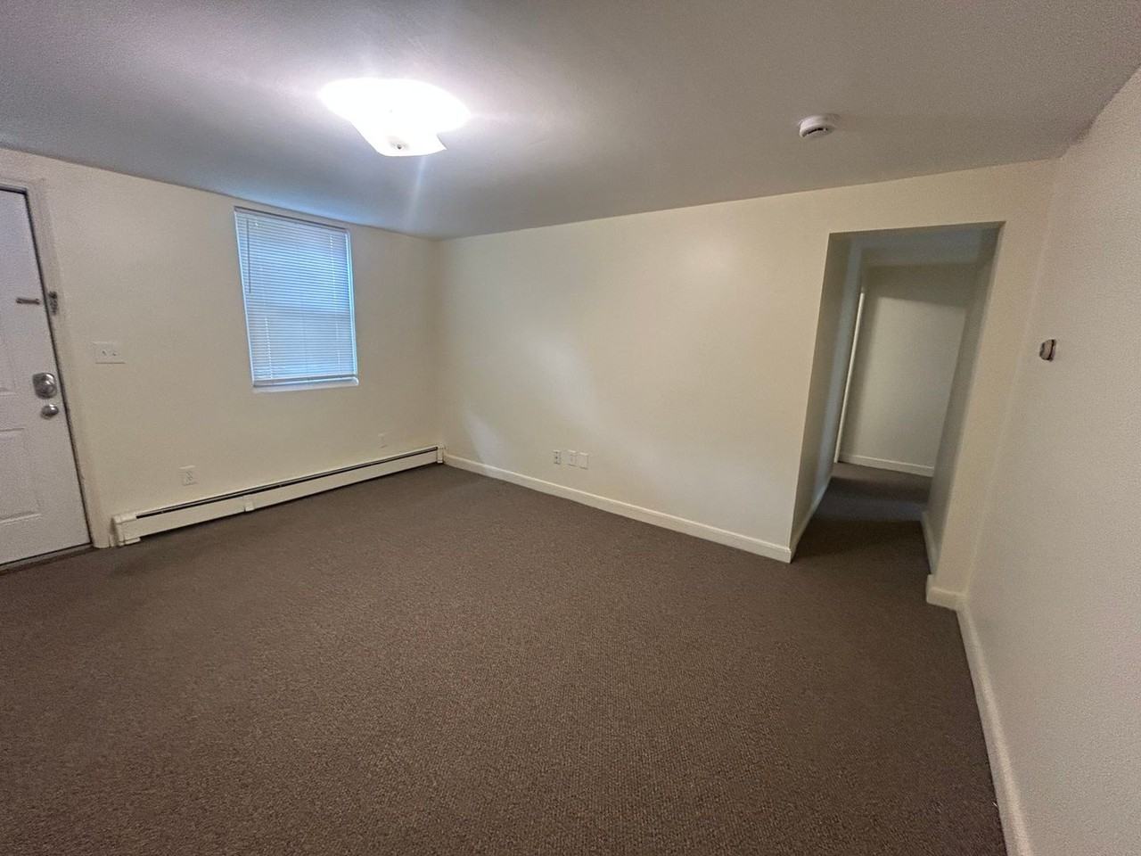54 Rumford Ave - Photo 4 of 8