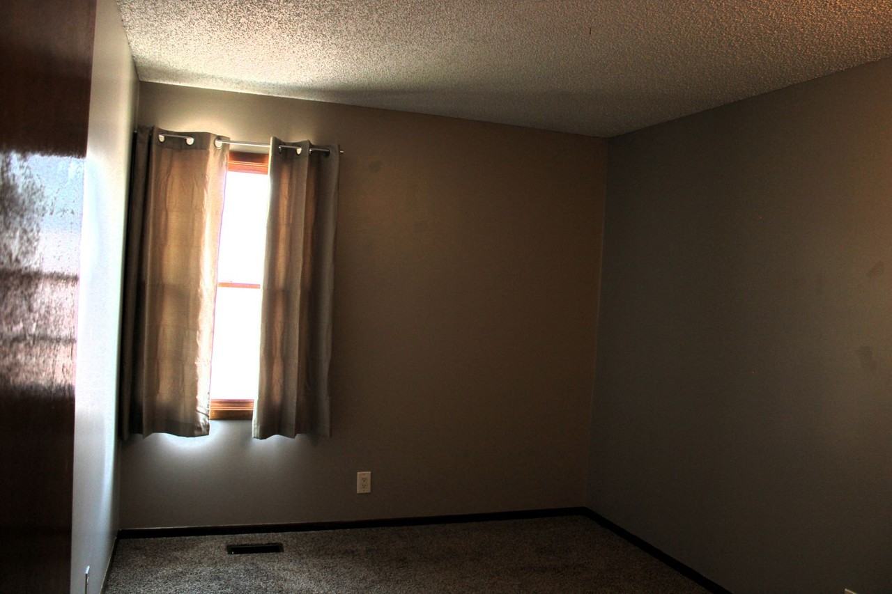 8501 Morning Glory Ln - Photo 7 of 13