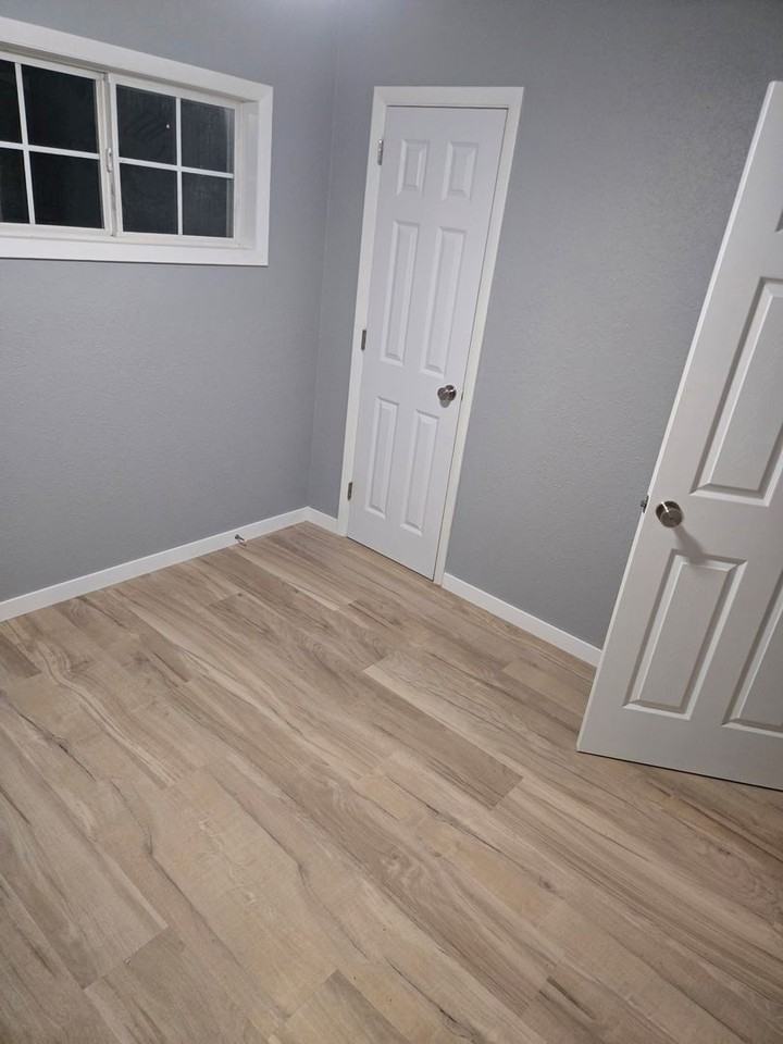 305 11th St Sw - Photo 3 of 3