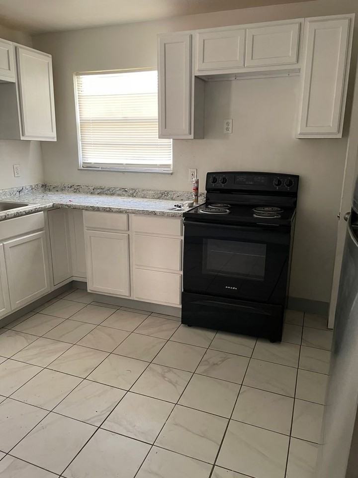 5603 Wilborn Dr - Photo 6 of 15