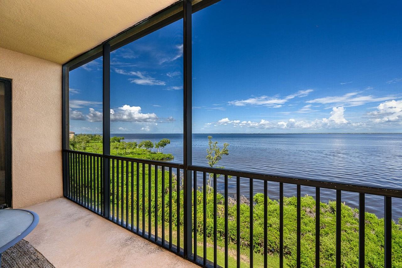 85 Vivante Blvd #402 - Photo 4 of 50