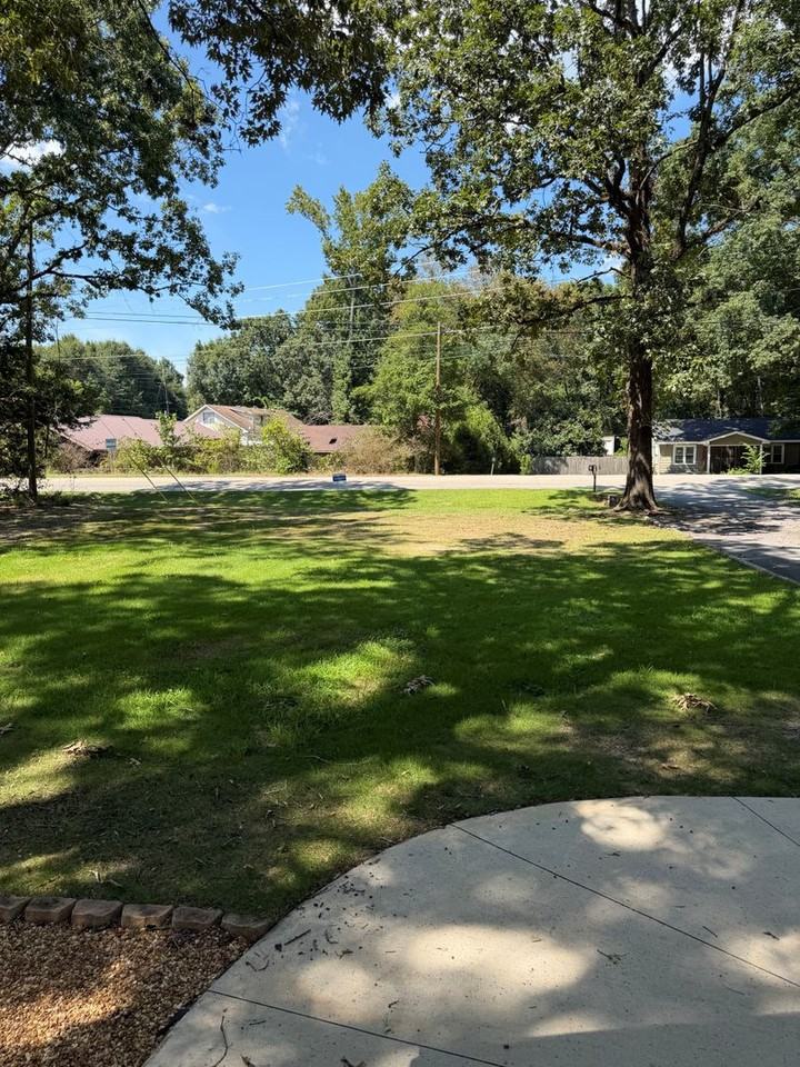503 Lake Condy Rd - Photo 5 of 34