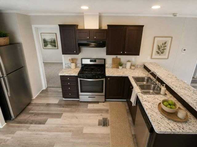 212 Cardinal Ln #212 - Photo 2 of 6