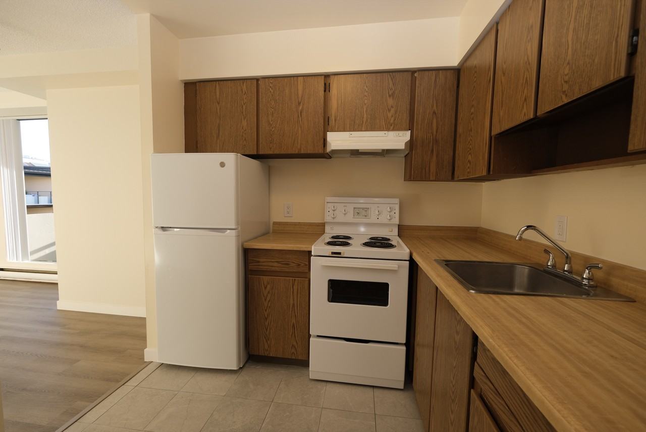 619 Moberly Road #507 - Photo 5 of 7