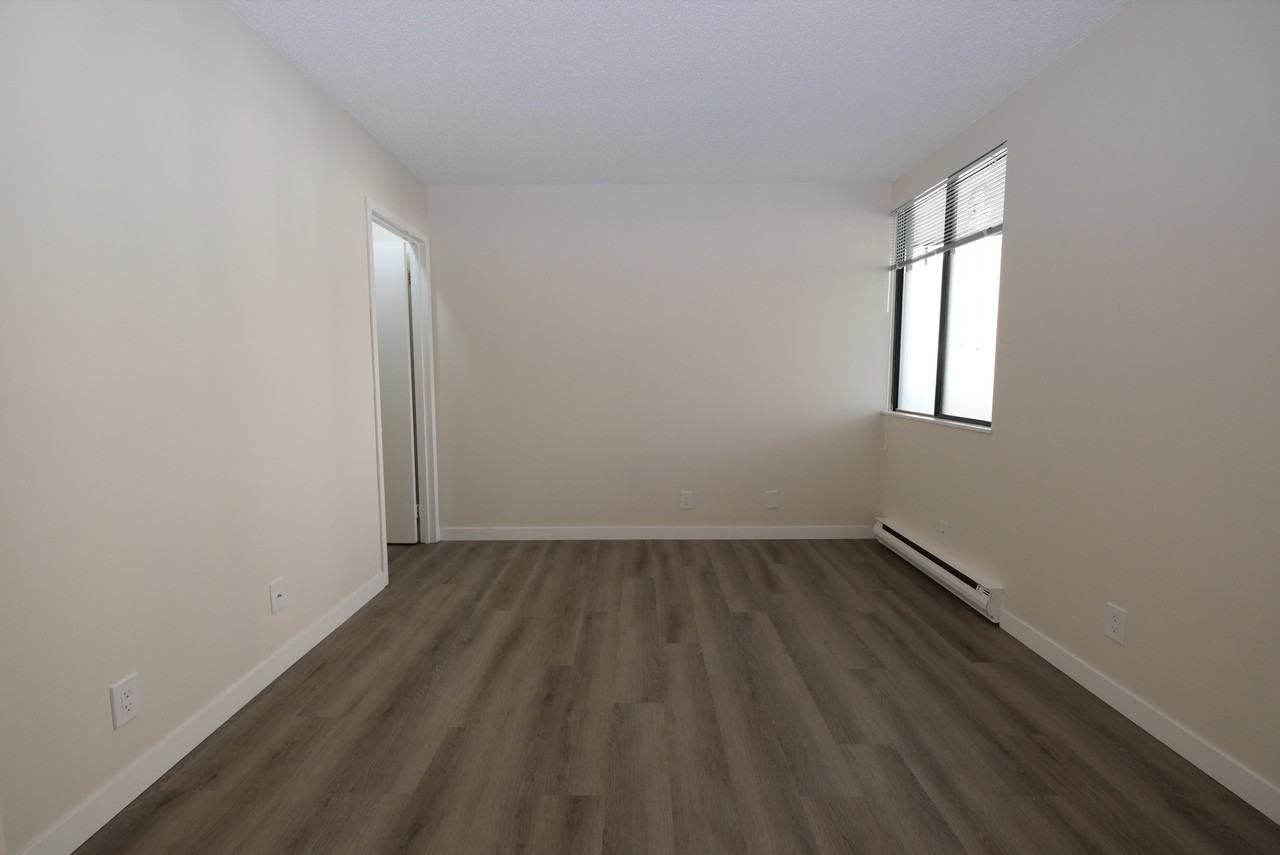 619 Moberly Road #507 - Photo 4 of 7