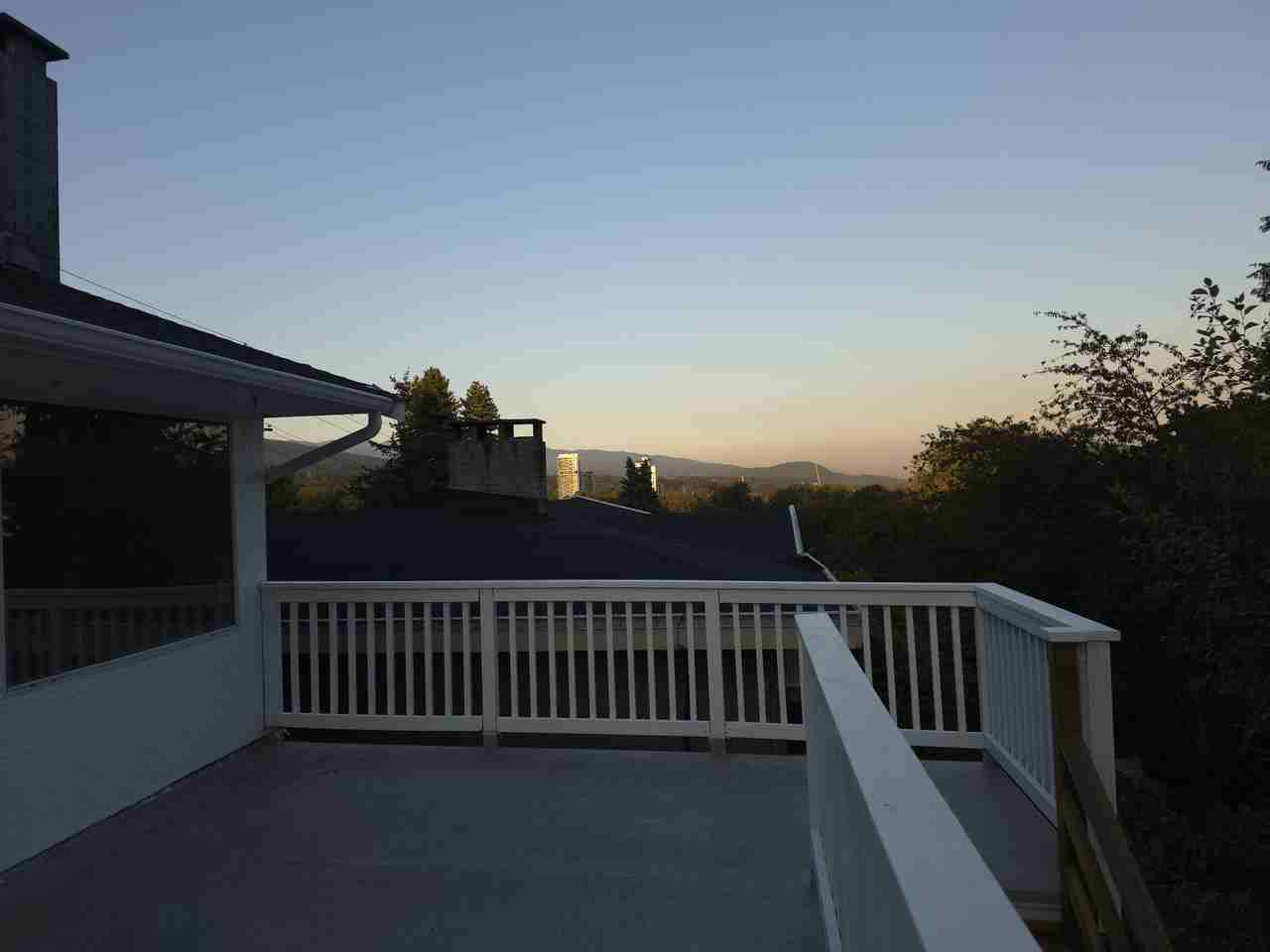 903 4th Street East - Photo 6 of 8