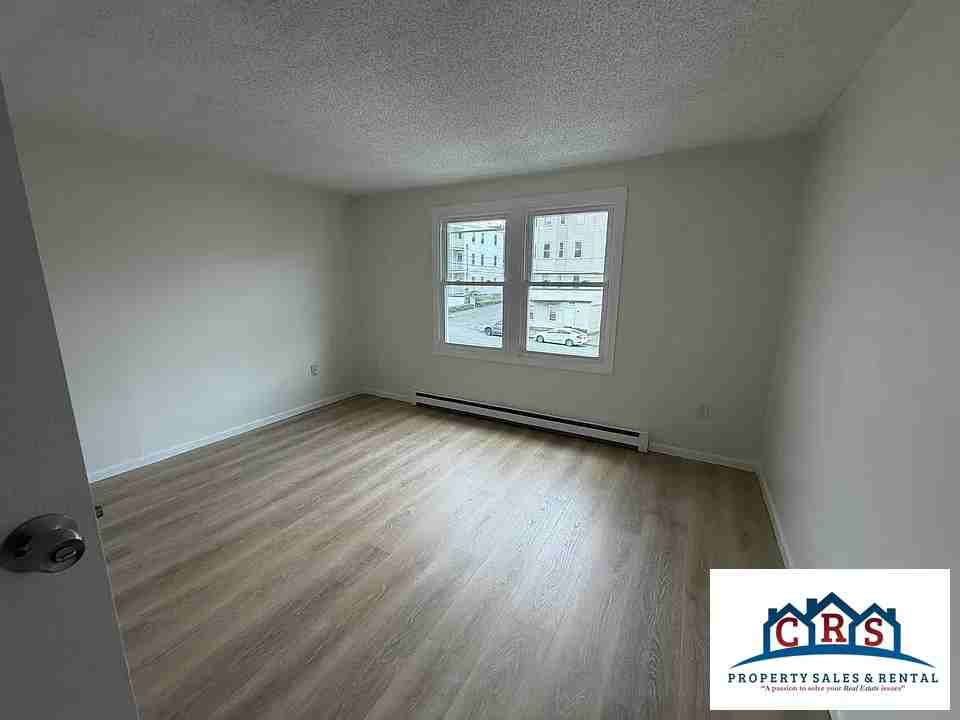 85 Gershom Ave #10 - Photo 5 of 7