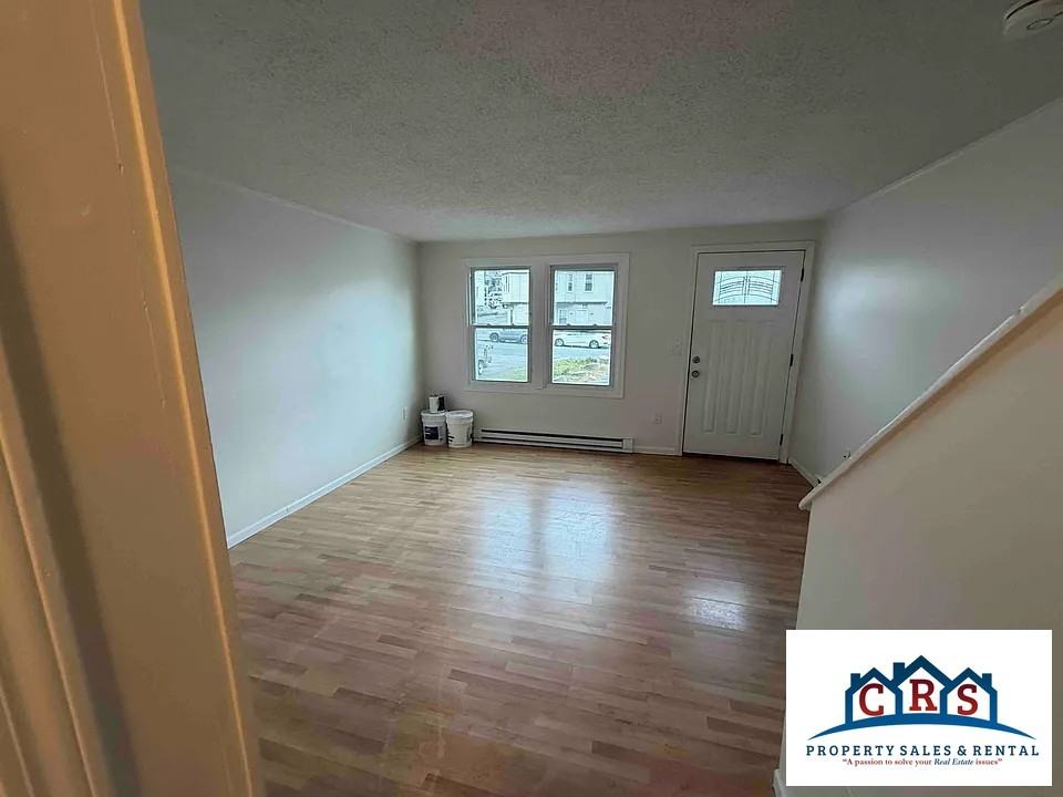 85 Gershom Ave #10 - Photo 6 of 7