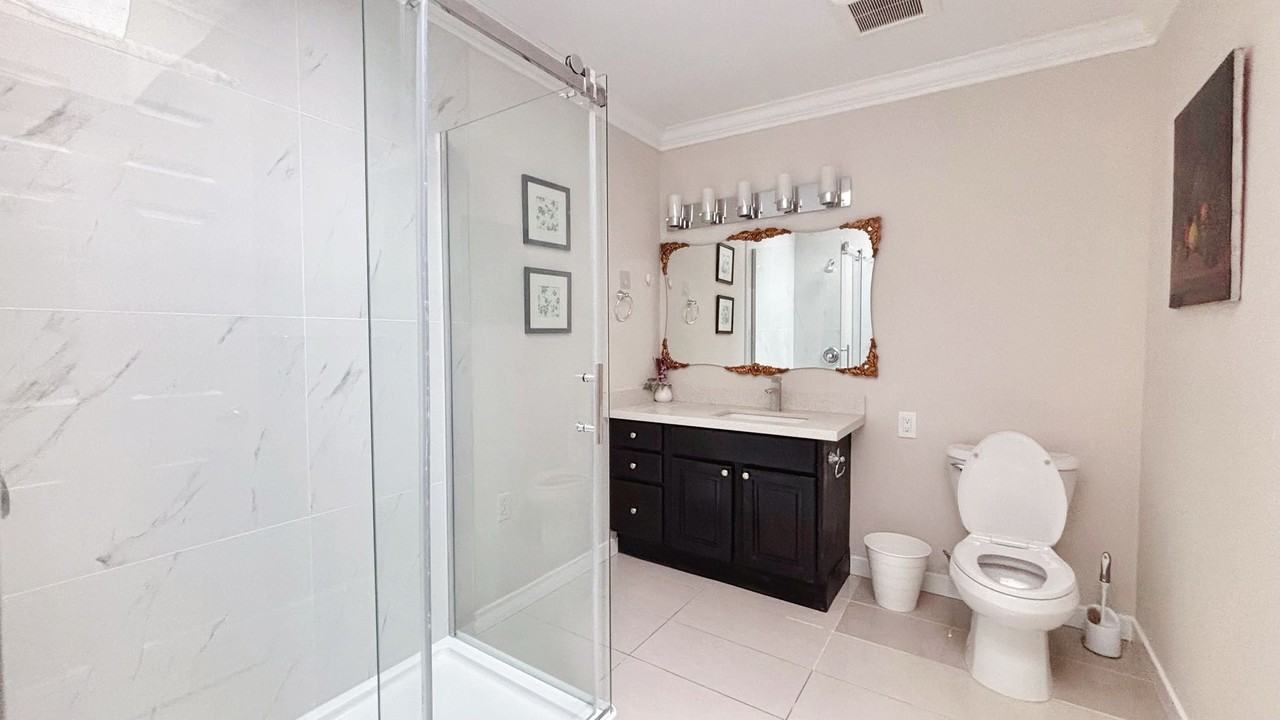 3282 West King Edward Avenue - Photo 5 of 5