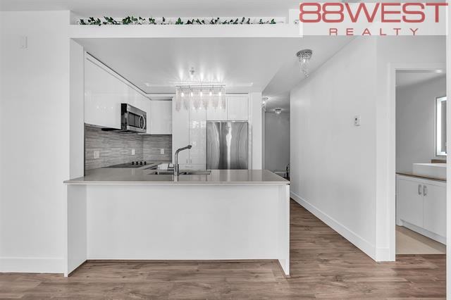 158 13th Street West #802 - Photo 2 of 29