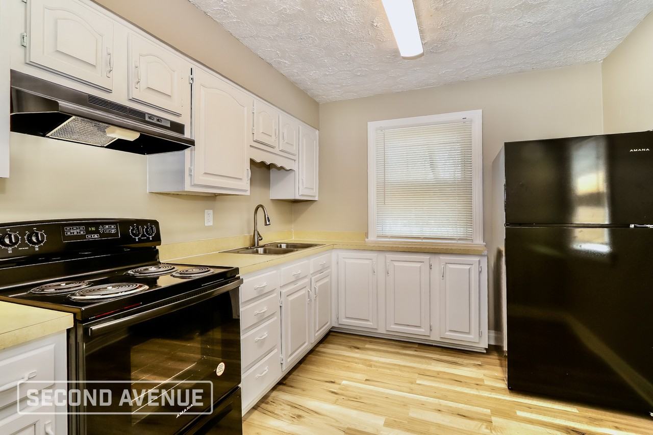 651 S 37th St - Photo 5 of 22