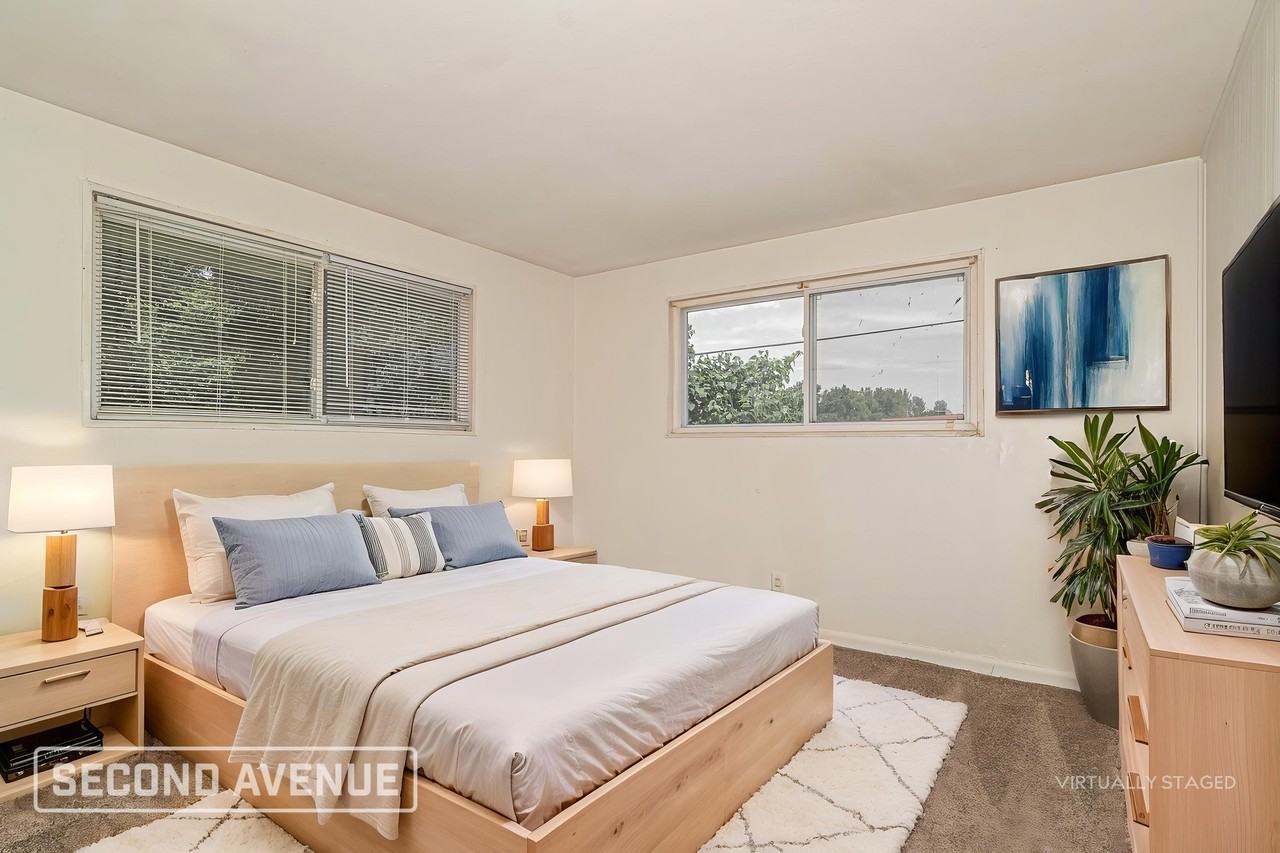 9743 Edgefield Dr - Photo 5 of 15